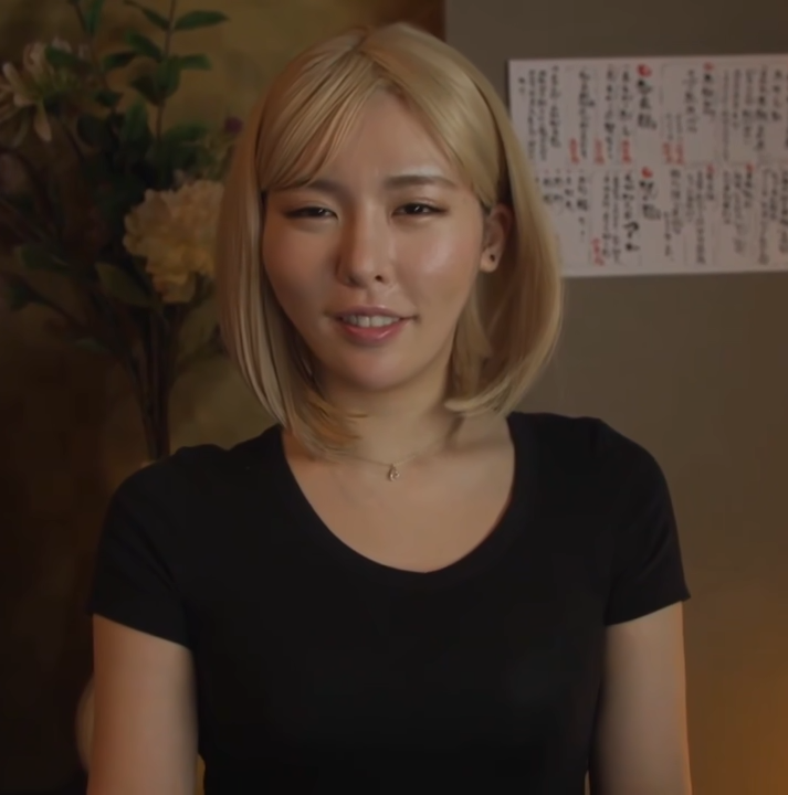 隔著螢幕編輯妻子的痴態_黑島玲衣