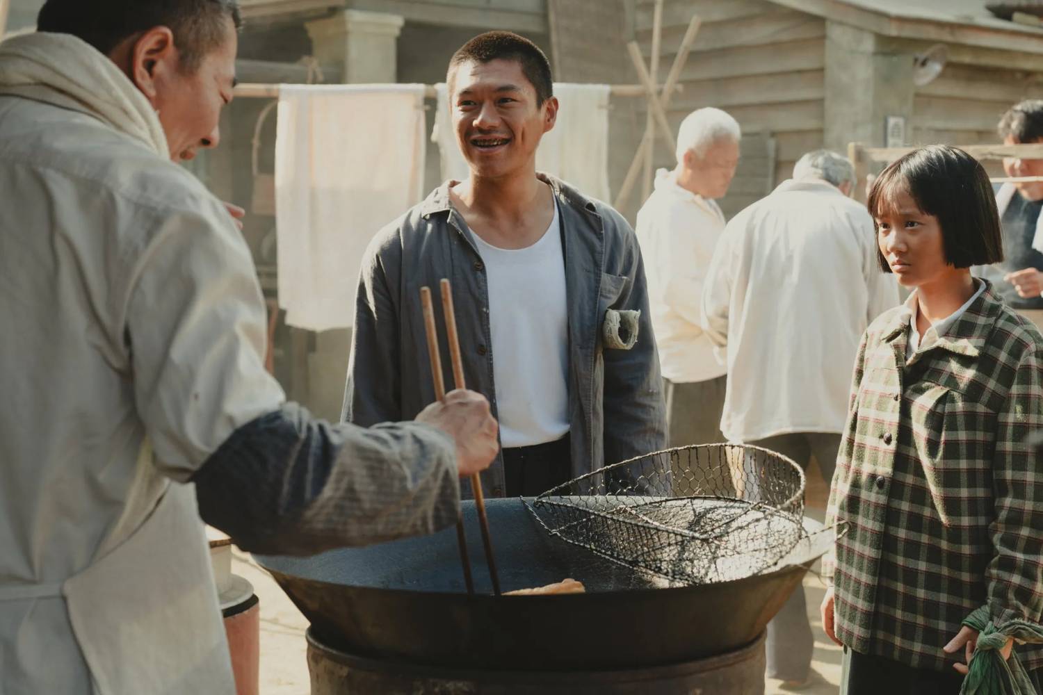 ”點擊放大” ”AA”