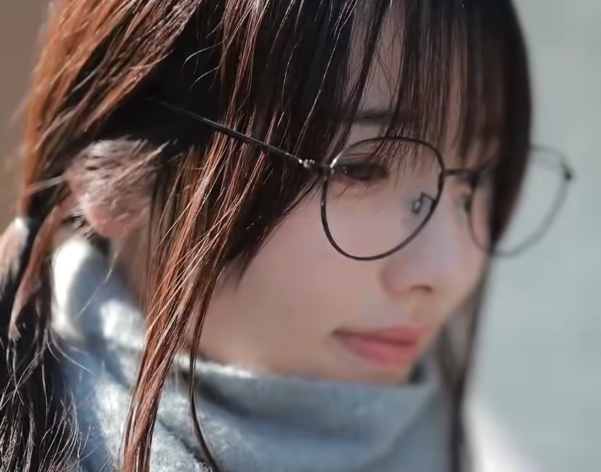 青梅竹馬的普通朋友_彩月七緒