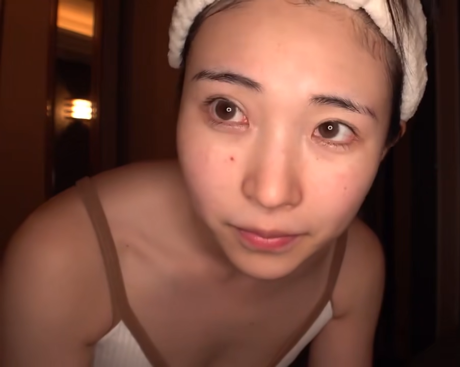 文靜優雅的事務員小姐