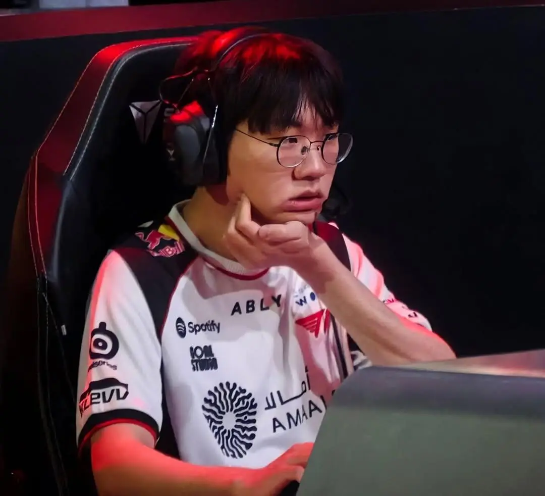 [閒聊] 多蘭的顳顎關節障礙好像又犯了 - 英雄聯盟 - PTT.BEST 批踢踢爆文