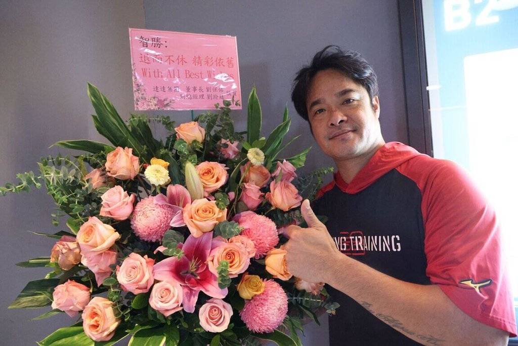 [閒聊] 鋒哥跟劉家父子