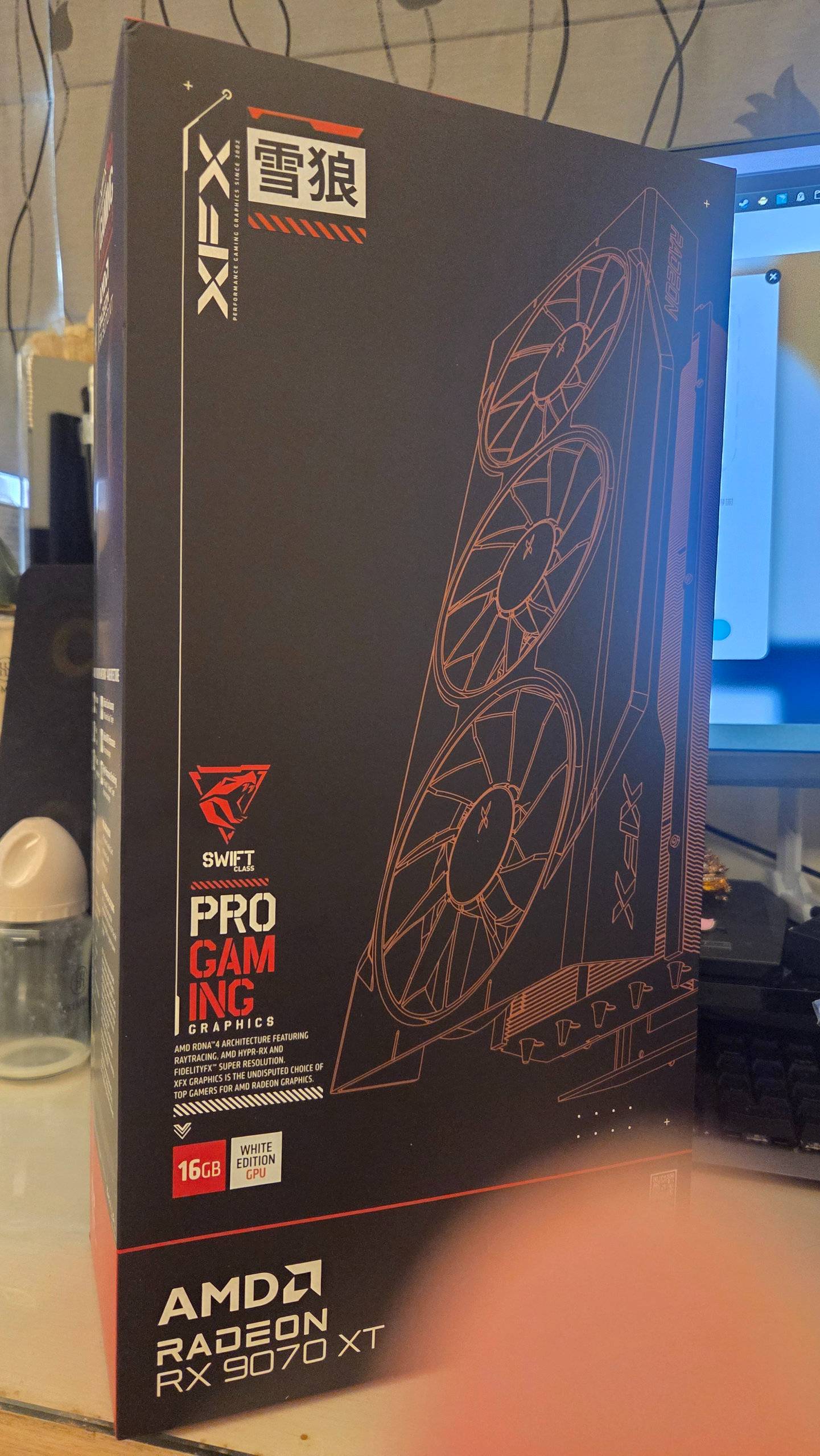 [開箱] 京東啟動！XFX 雪狼 9070 XT 簡單開箱