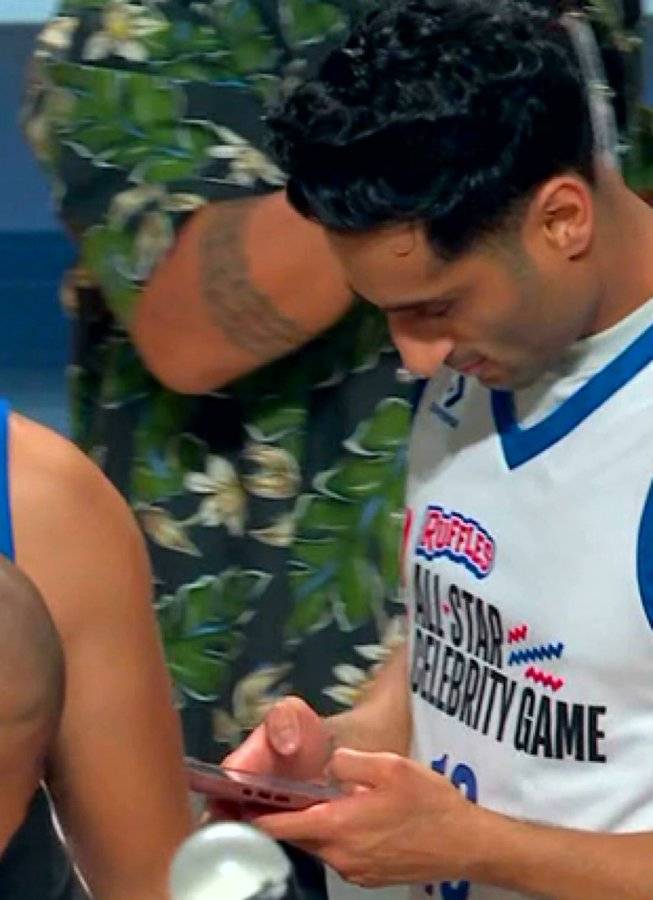 [花邊] KD發推嘴Shams在名人賽中看手機 - 美國職籃 - PTT.BEST 批踢踢爆文