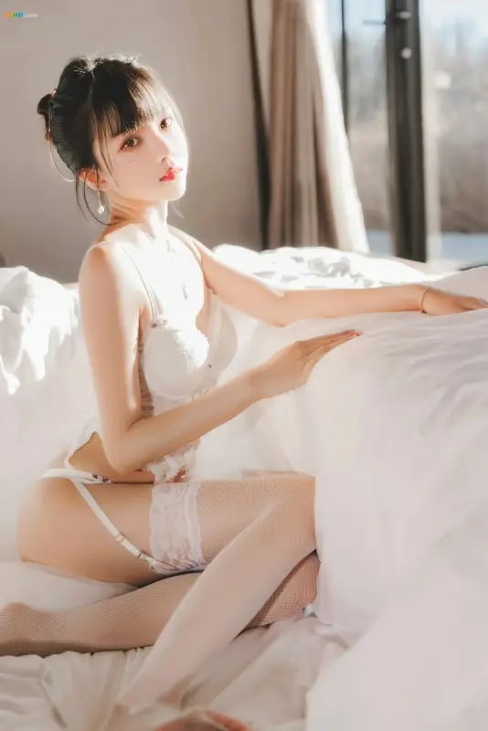 [寫真]年年-nnian-[cosplay]_年年_-_純粹的欲望女友