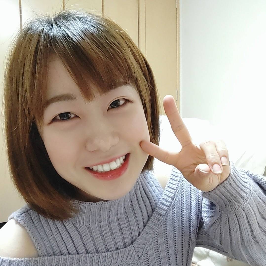 Re: [新聞] 財經網紅轉戰AV女優被發現 罕見行為遭疑