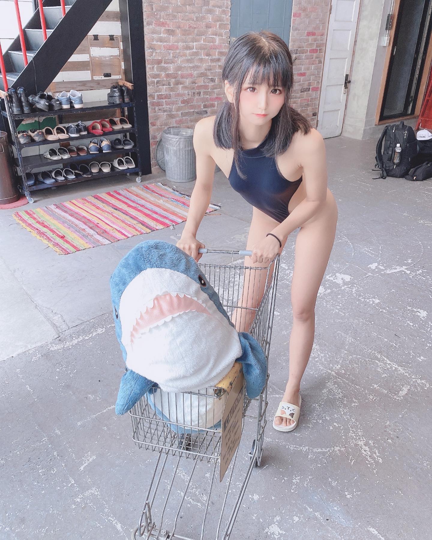 [問卦] 這樣有比鯊鯊扁嗎？