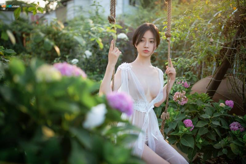 [寫真]年年-nnian-cosplay_年年_-_神明之女