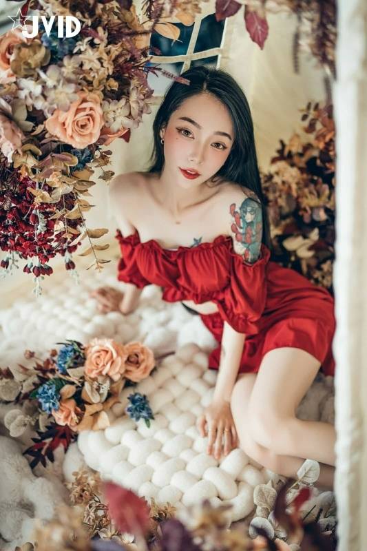 [JVID]啾啾&飄飄夢幻雙女友幫你慶生禁忌陪玩