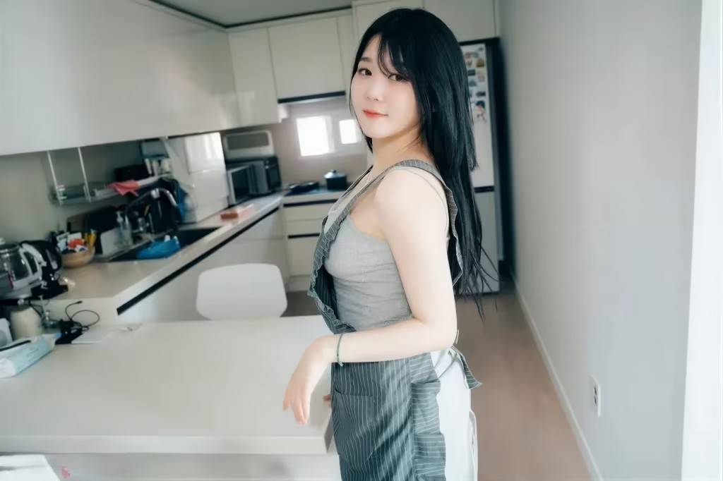 又奶又騷美人妻等你回家
