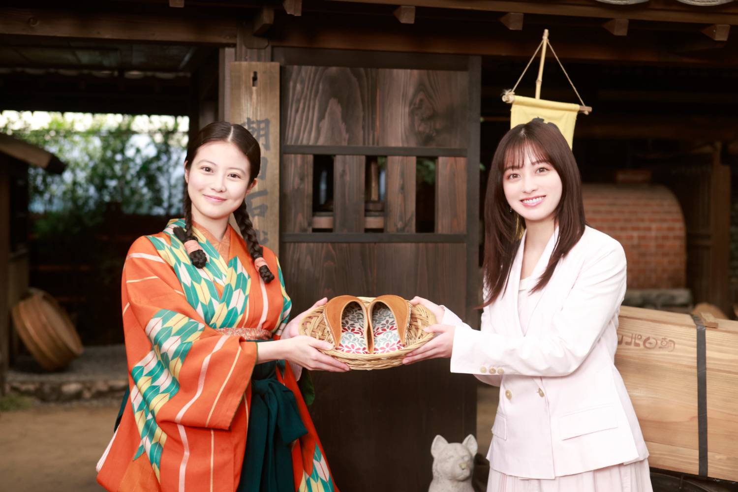 [問卦] 驚！橋本環奈晨間劇交棒給左邊的女孩？