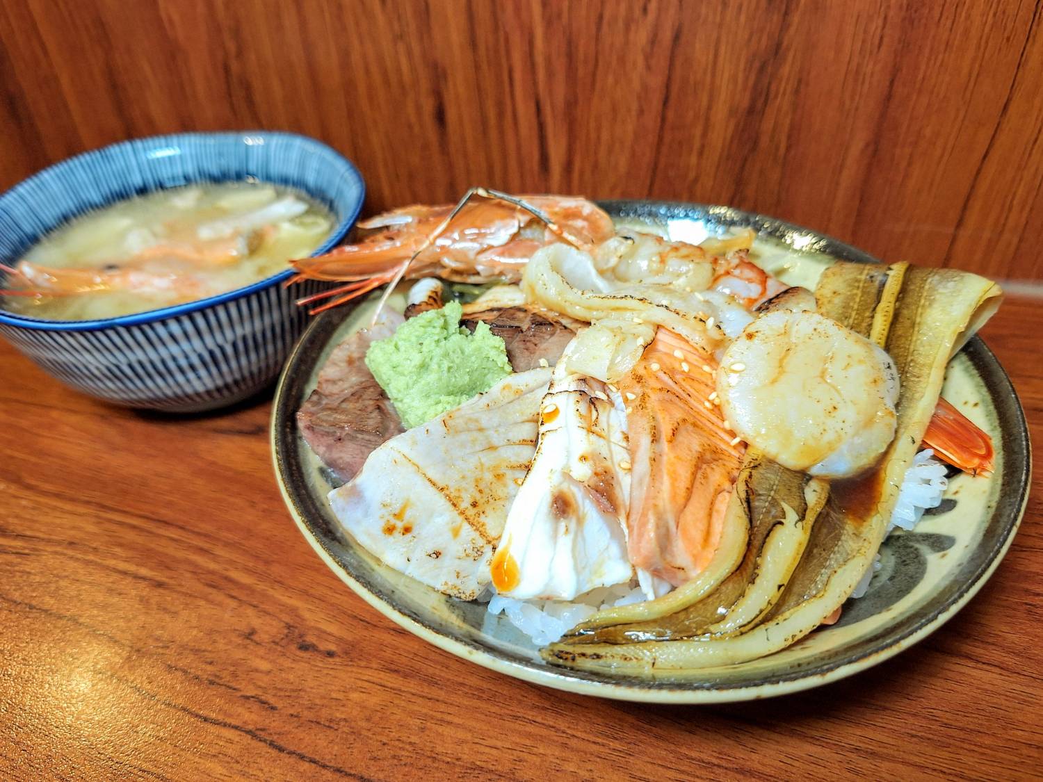 【美食】「林日式料理」生魚片丼飯、握壽司，林口生魚片丼飯推薦