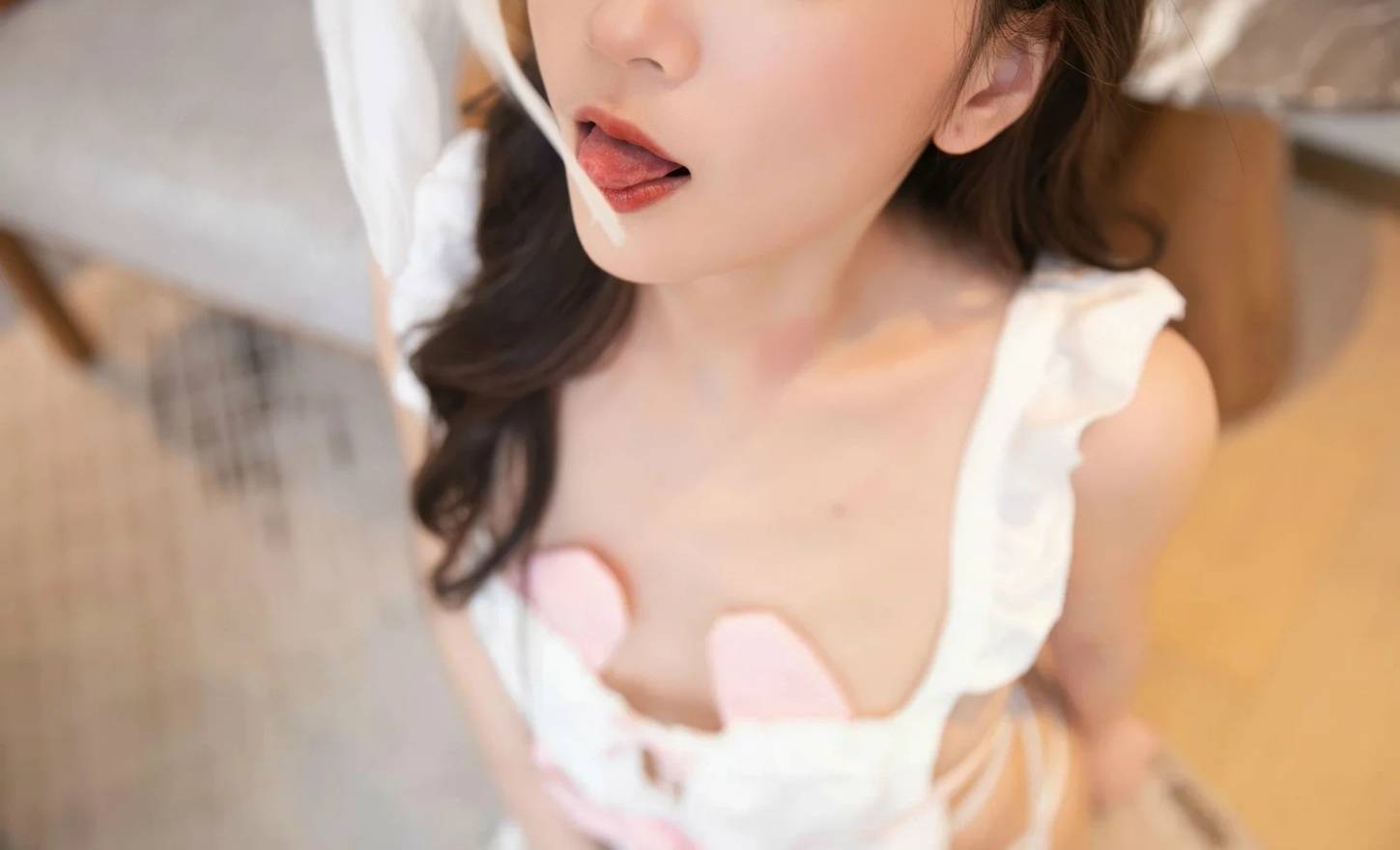 馴服小母狗天天舔屌任人插到爽