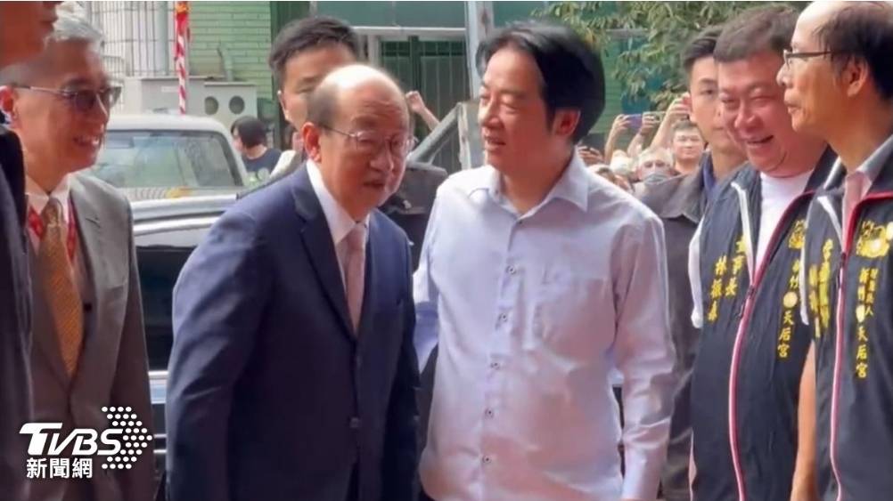 [討論] 老柯看到賴清德時 心裡在想啥？