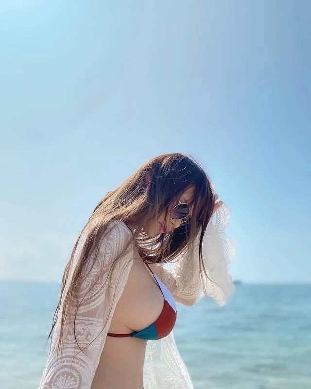 性感內衣解放惹火曲線粉絲鼻血直流