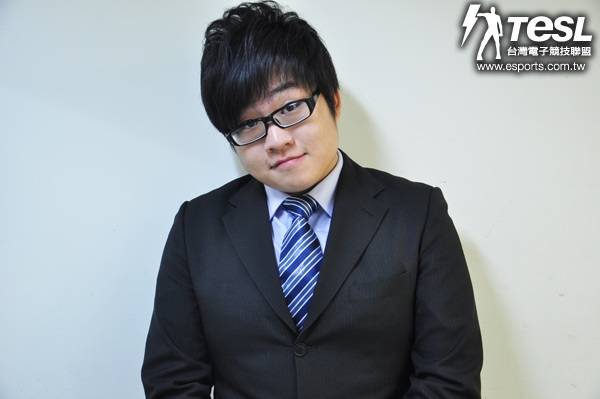 [問卦] 哪個時期的Joeman看起來最順眼???