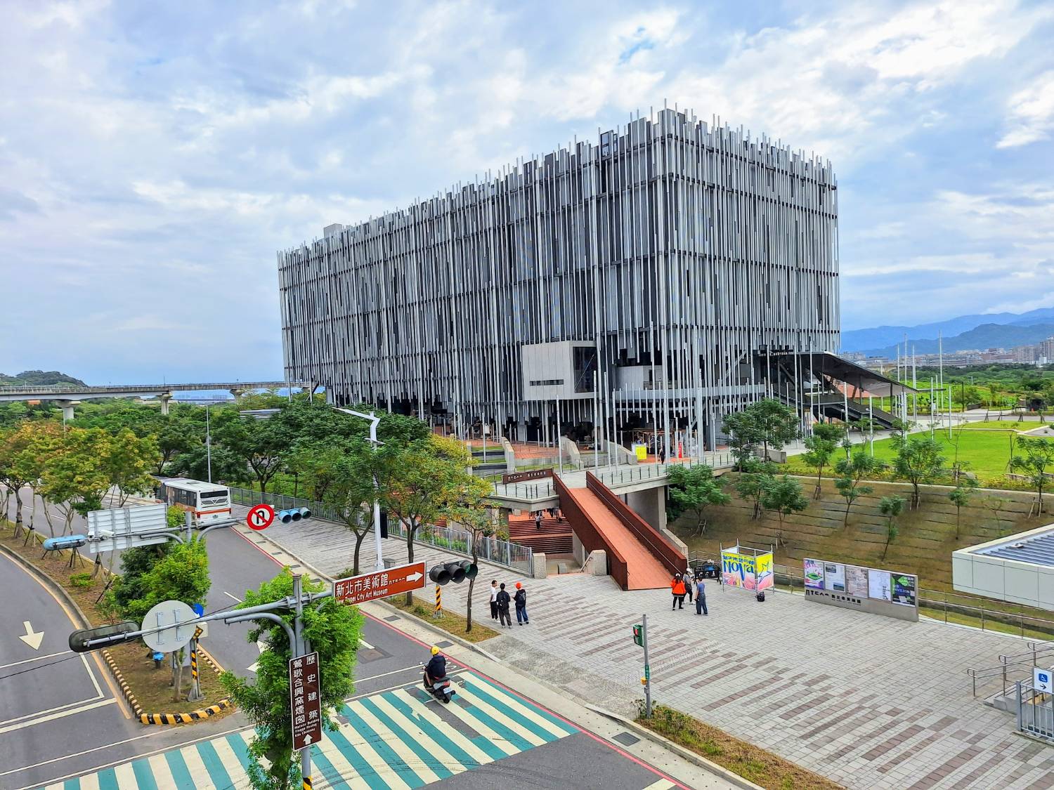 【展覽】新北市立美術館「映於自然:胡達華、康添旺雙個展」09