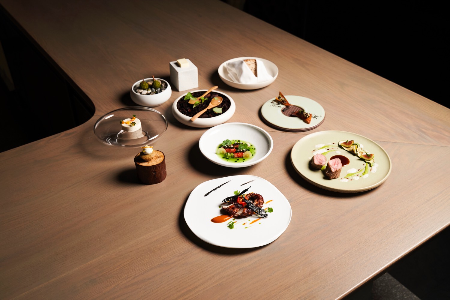 restaurant cover