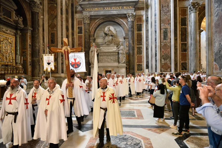[閒聊] 羅馬的聖殿騎士團