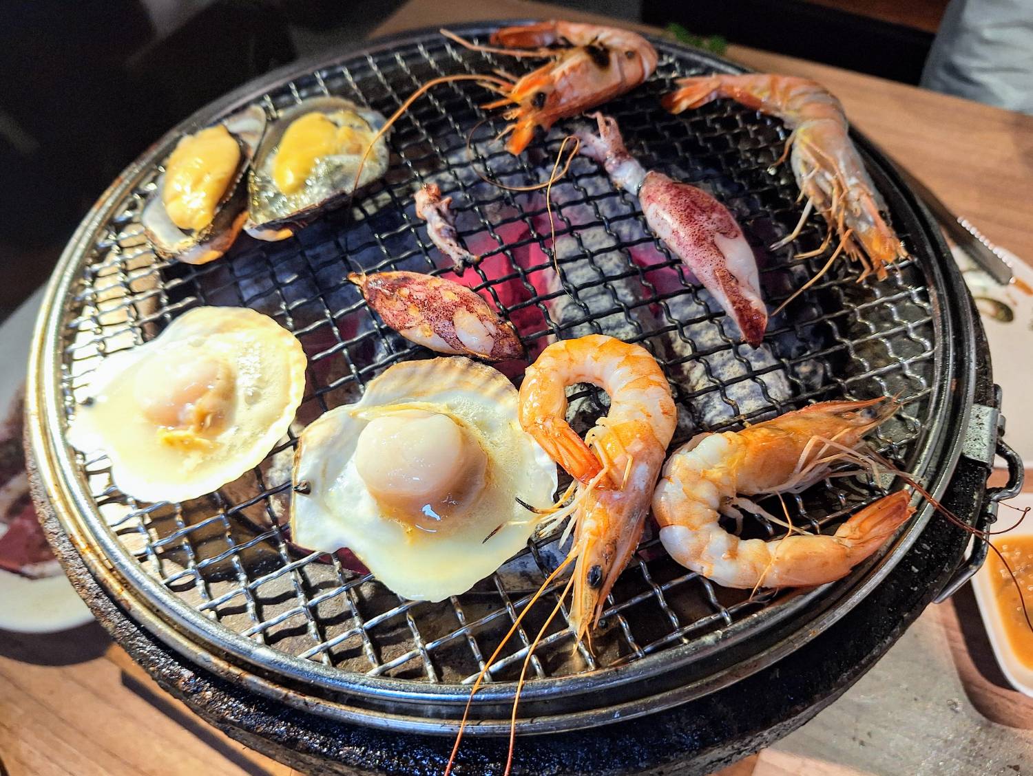 【美食】「烤必勝日式燒肉 出一張嘴南京店」中山區燒肉吃到飽推