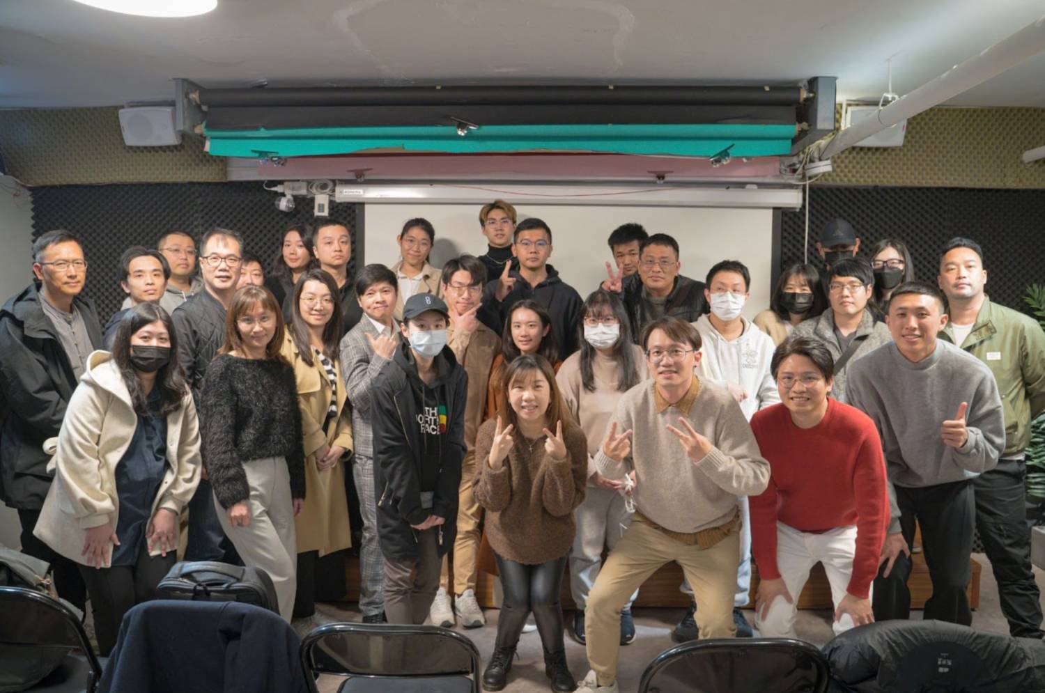 定期舉辦AI搜尋講座讓最新科技知識更普及