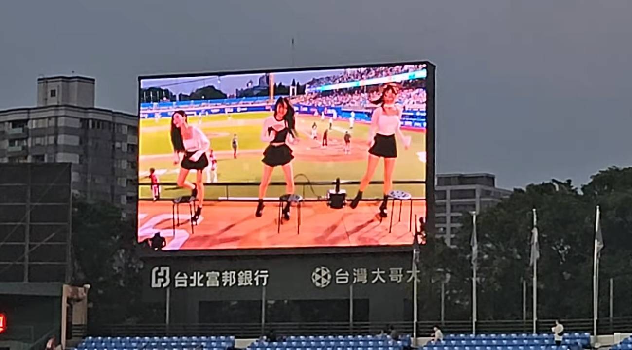 [閒聊] 韓國YT 看阿珠表演 