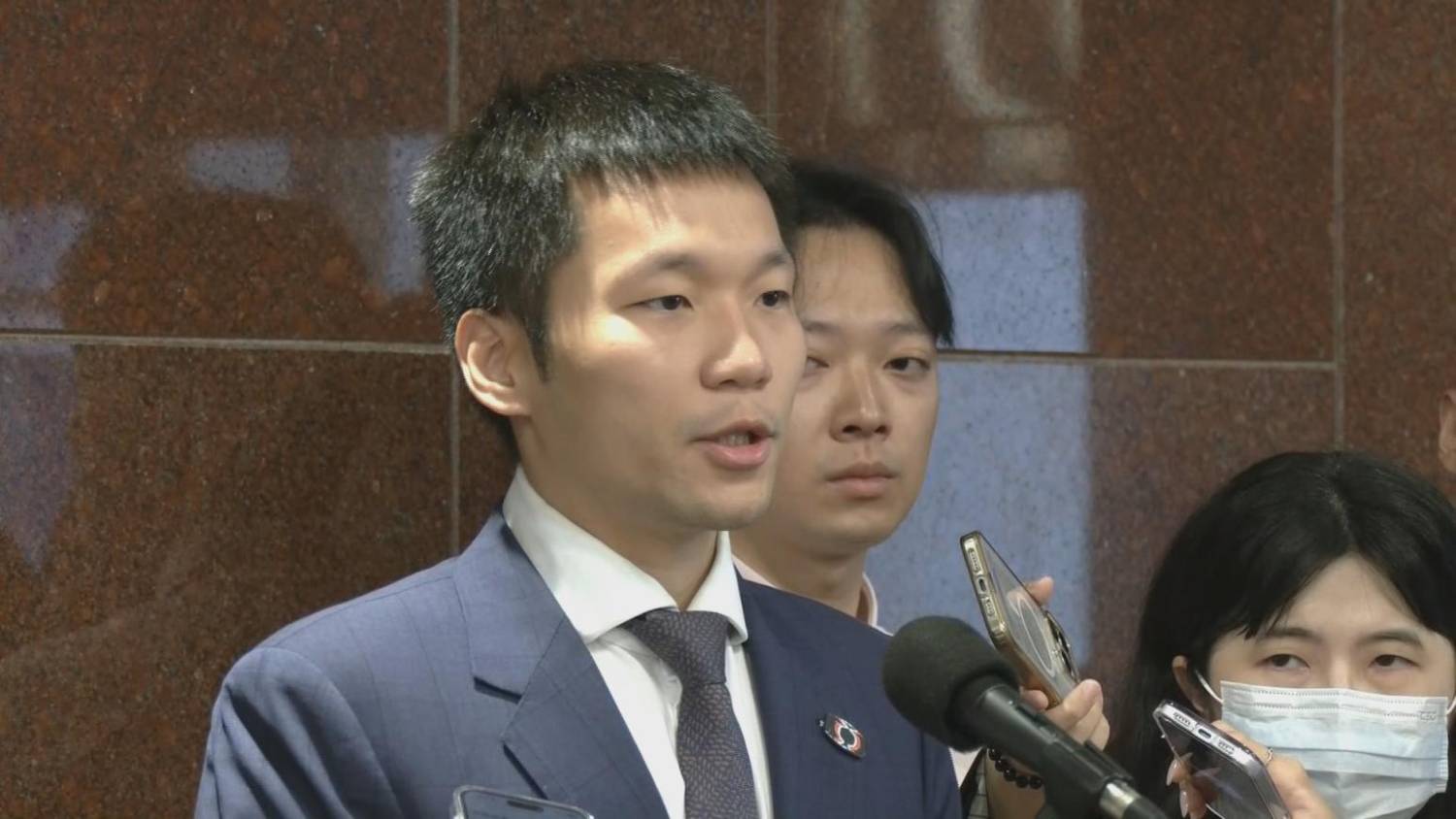 [新聞] 得罪大咖「被請辭」李洋清理門戶計畫曝光 - 八卦 - PTT.BEST 批踢踢爆文