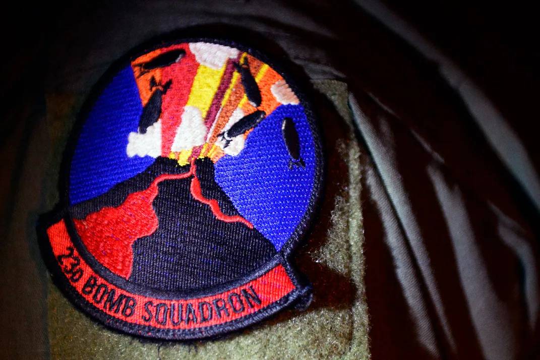 圖 轟炸機投彈目標:火山口