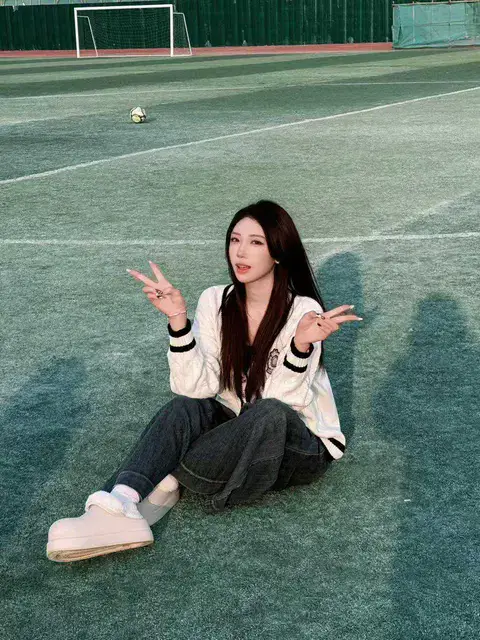 [問卦] SK楓葉生活照流出?被幹也會比ya嗎?