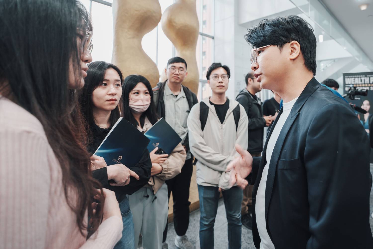 Gary 與年輕創業者近距離互動，分享創業心法