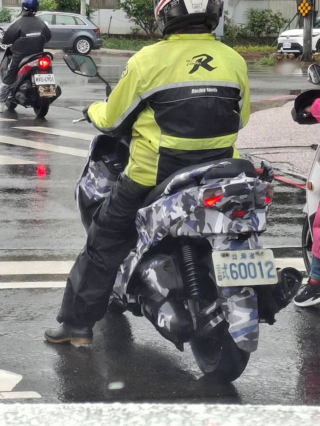 SYM 大改款 JET SL+ 正面曝光！三陽神秘復古大羊測試中？3096|小老婆汽機車資訊網