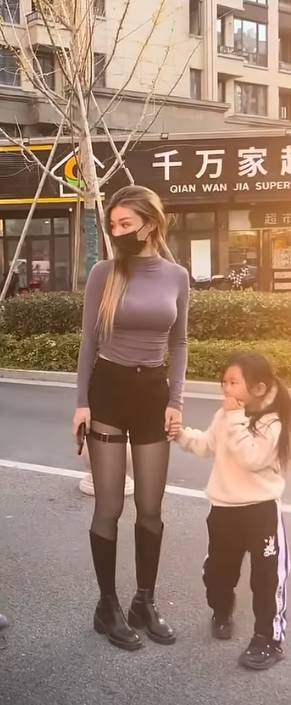 [問卦] 海的對面不是敵人,反而很多女人怎辦？
