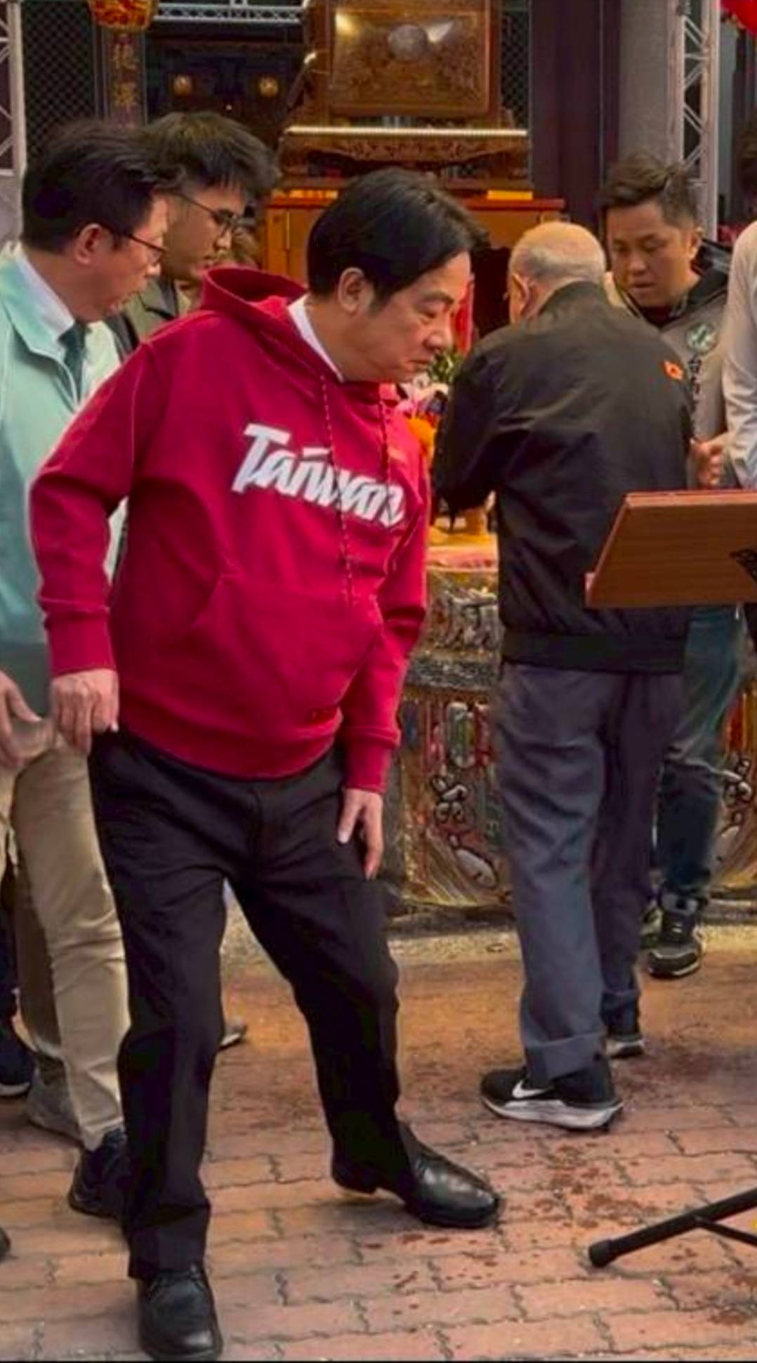 [問卦] 新成語 【無獨有嘔】是在形容什麼 - 八卦 - PTT.BEST 批踢踢爆文