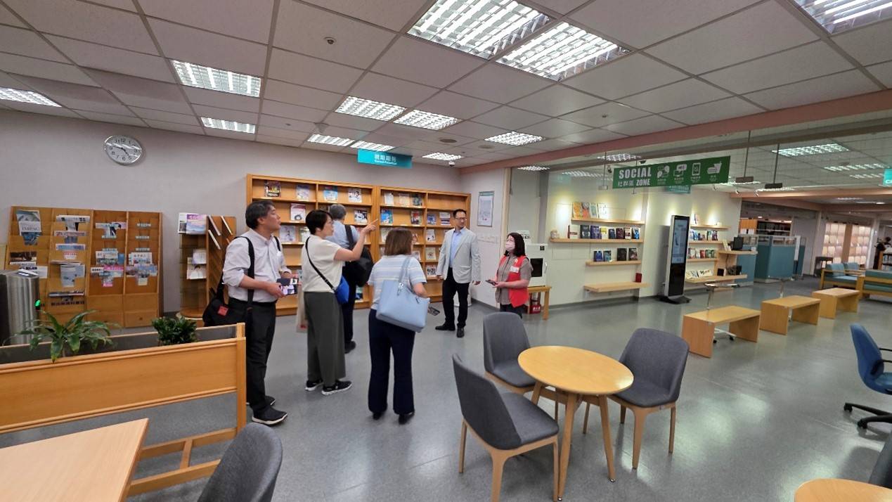 圖6：JMLA成員參訪臺北馬偕醫院圖書館