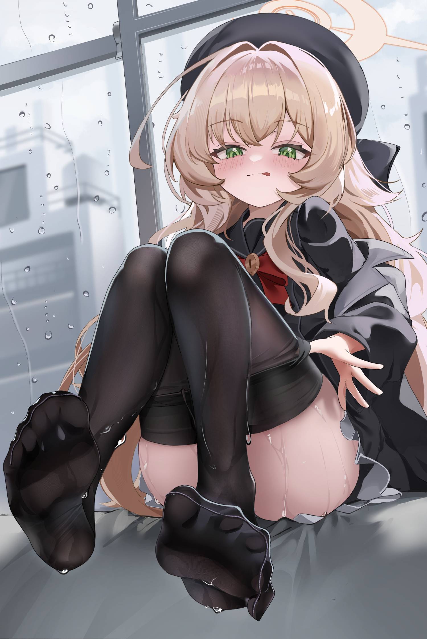 [蔚藍] ニヤニヤ教授襪子被雨水淋濕