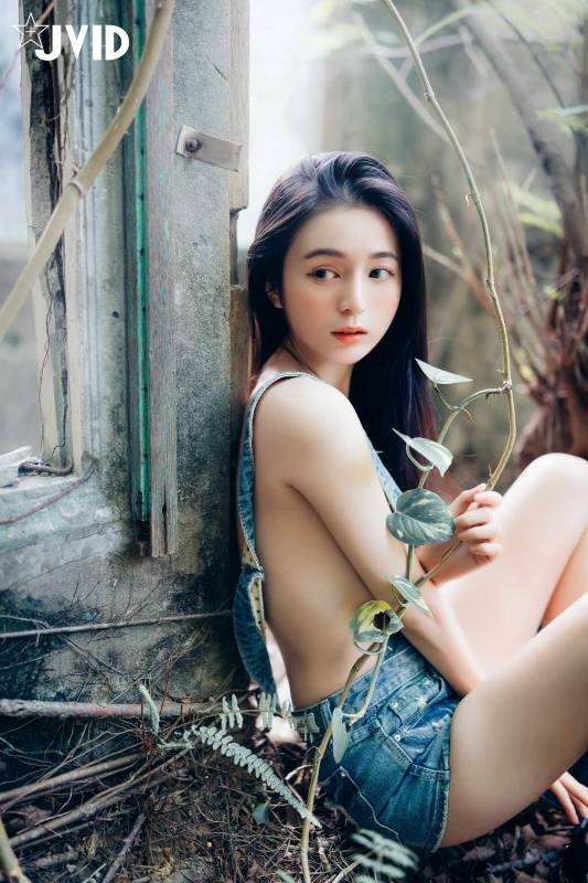 [JVID]仙仙辰超仙美人辰辰OL透明襯衫下的秘密JV首次合作隱藏版首次透點喔